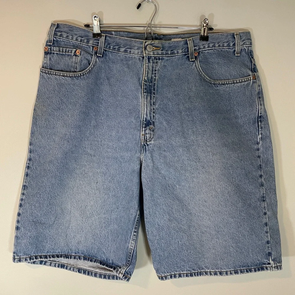 Levis 560 Loose Fit Mens Denim Shorts Medium Wash Blue Size 42 Jorts Y2K 2002